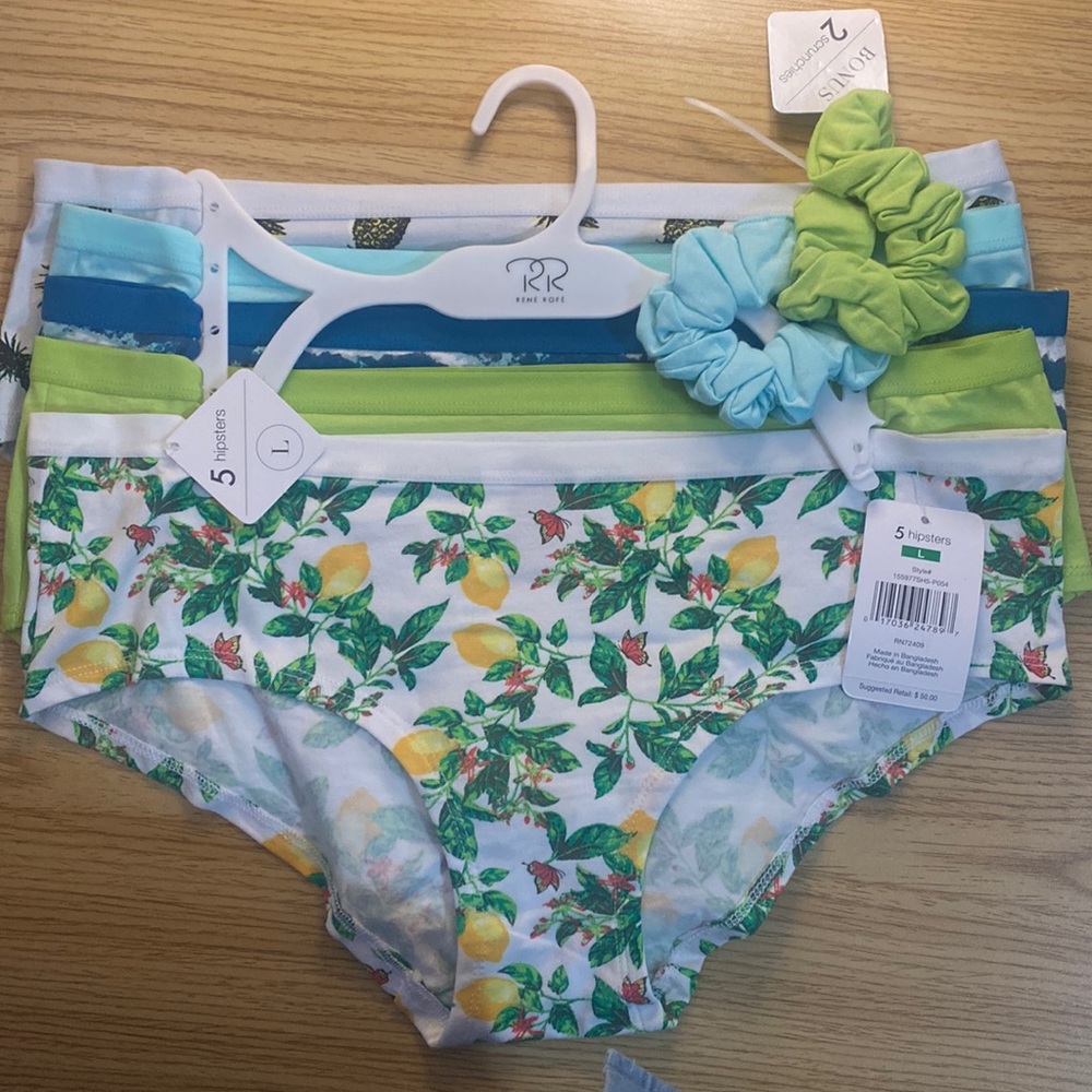 Brand new Rene Rofe hipster panties with scrunchies
